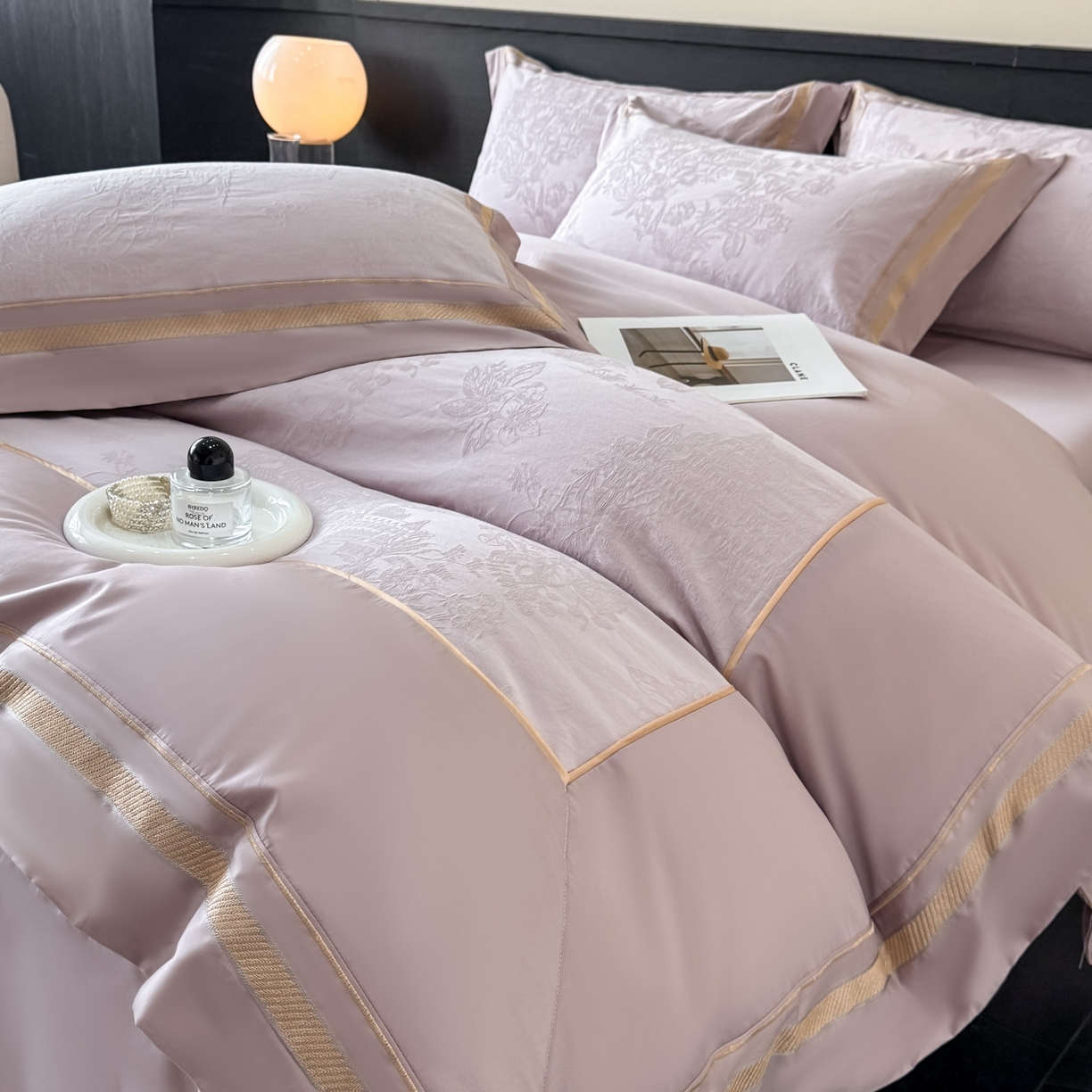 博纳家纺 2026春夏新款60支全棉纯棉厚织提花绣花宽边高级简奢纯棉四件套-琼楼玉宇 琼楼玉宇-浅紫