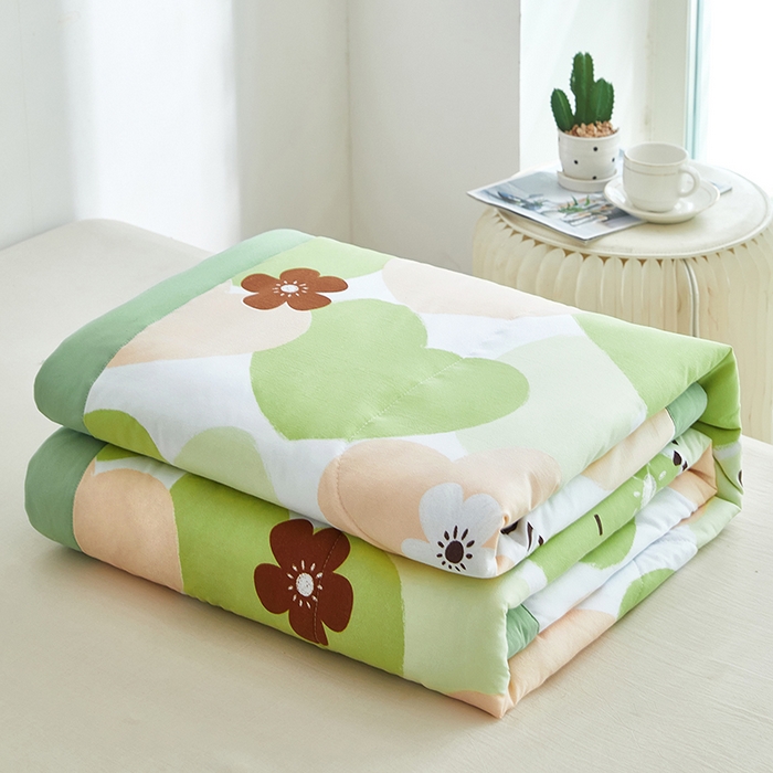 91家纺网 家纺一手货源 找家纺 欧朵 2026新款A类水洗棉夏被系列 心心相印