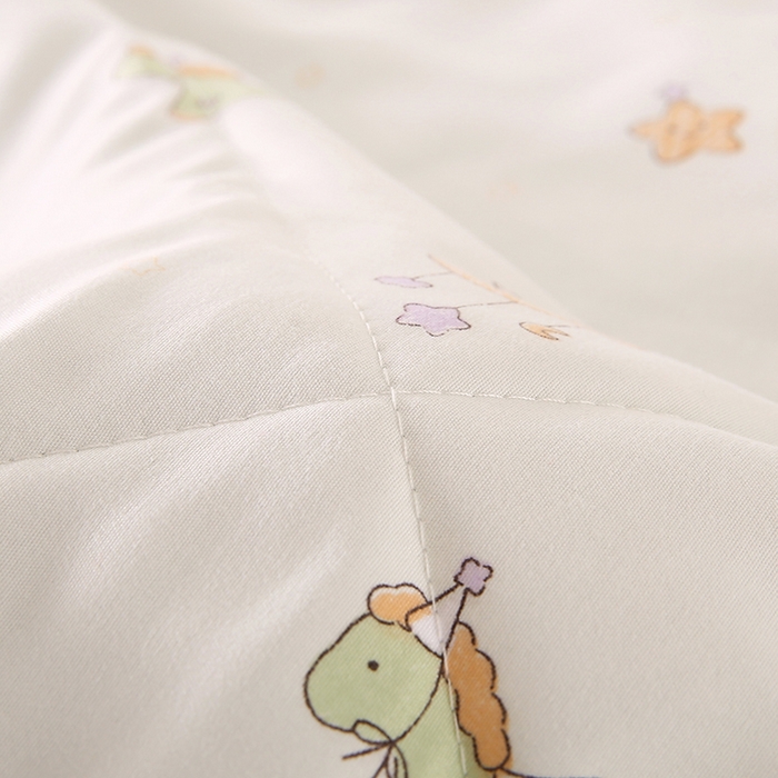 91家纺网 家纺一手货源 找家纺 欧朵 2026新款A类水洗棉夏被系列 游乐园