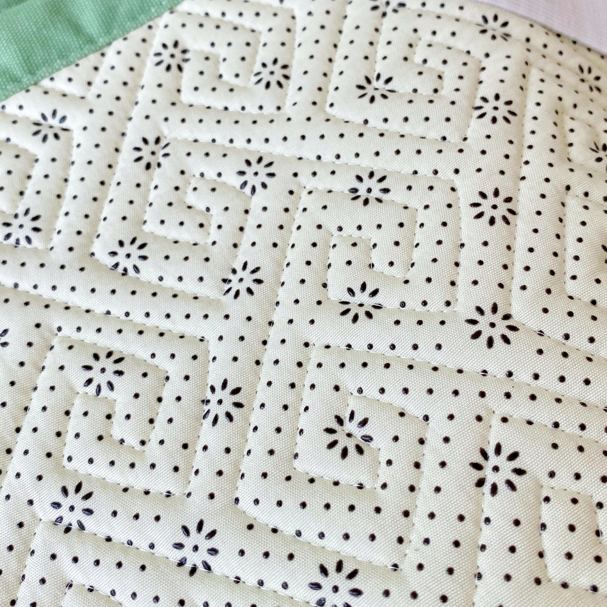 91家纺网 家纺一手货源 找家纺 金鑫汇家纺 2026春夏新款成人床新花型老粗布夹棉床盖软凉席席子可以机洗 芳华