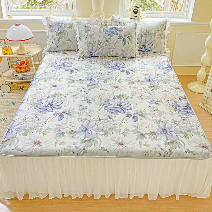 91家纺网 家纺一手货源 找家纺 栩裕纺织 2026新款（常年不断货）A类凉感丝床裙款凉席夏被四件套花边空调被三件套 繁花