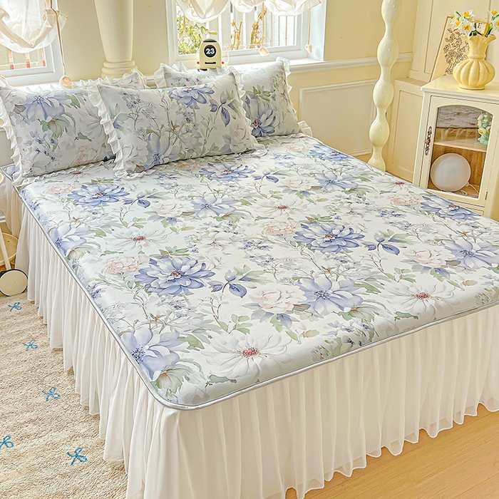 91家纺网 家纺一手货源 找家纺 栩裕纺织 2026新款（常年不断货）A类凉感丝床裙款凉席夏被四件套花边空调被三件套 繁花