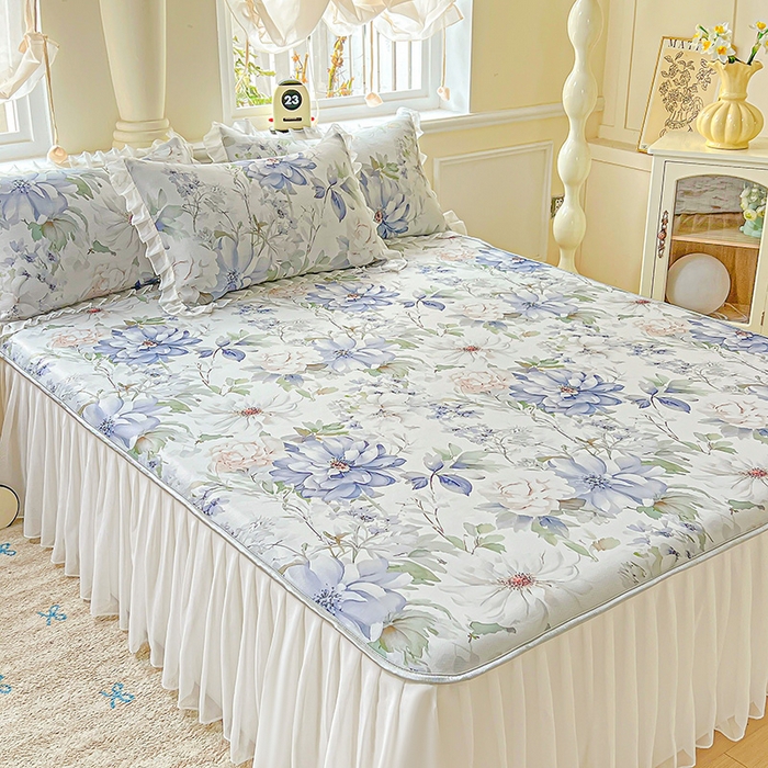 91家纺网 家纺一手货源 找家纺 栩裕纺织 2026新款（常年不断货）A类凉感丝床裙款凉席夏被四件套花边空调被三件套 繁花