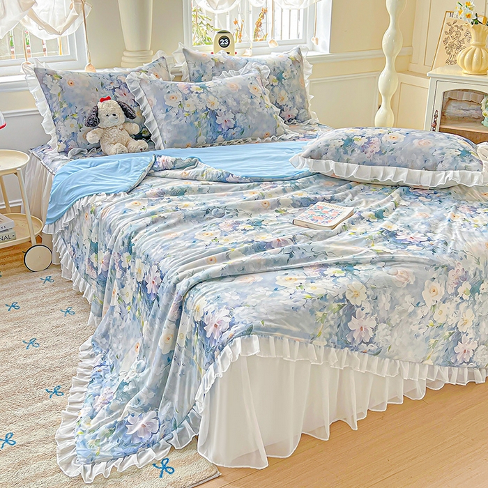 栩裕纺织 2026新款（常年不断货）A类凉感丝床裙款凉席夏被四件套花边空调被三件套 艾维斯