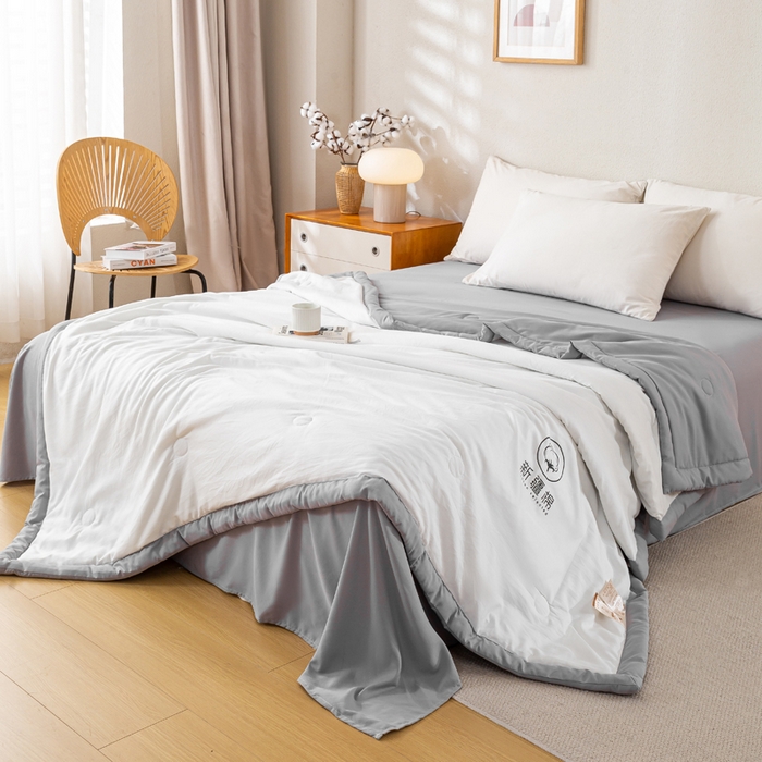 91家纺网 家纺一手货源 找家纺 憨豆  2026新款撞色双拼新疆棉花被夏被无印风水洗棉空调被夏凉被子（常年有货） 棉朵-浅灰白