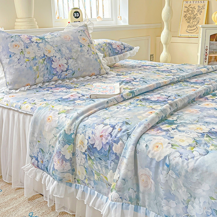 91家纺网 家纺一手货源 找家纺 栩裕纺织 2026新款（常年不断货）A类凉感丝床裙款凉席夏被四件套花边空调被三件套 艾维斯