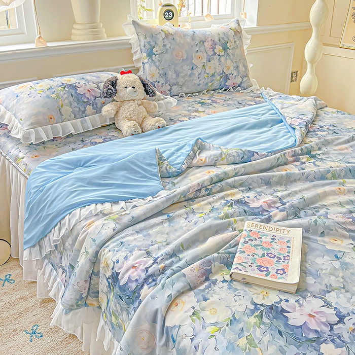 91家纺网 家纺一手货源 找家纺 栩裕纺织 2026新款（常年不断货）A类凉感丝床裙款凉席夏被四件套花边空调被三件套 艾维斯