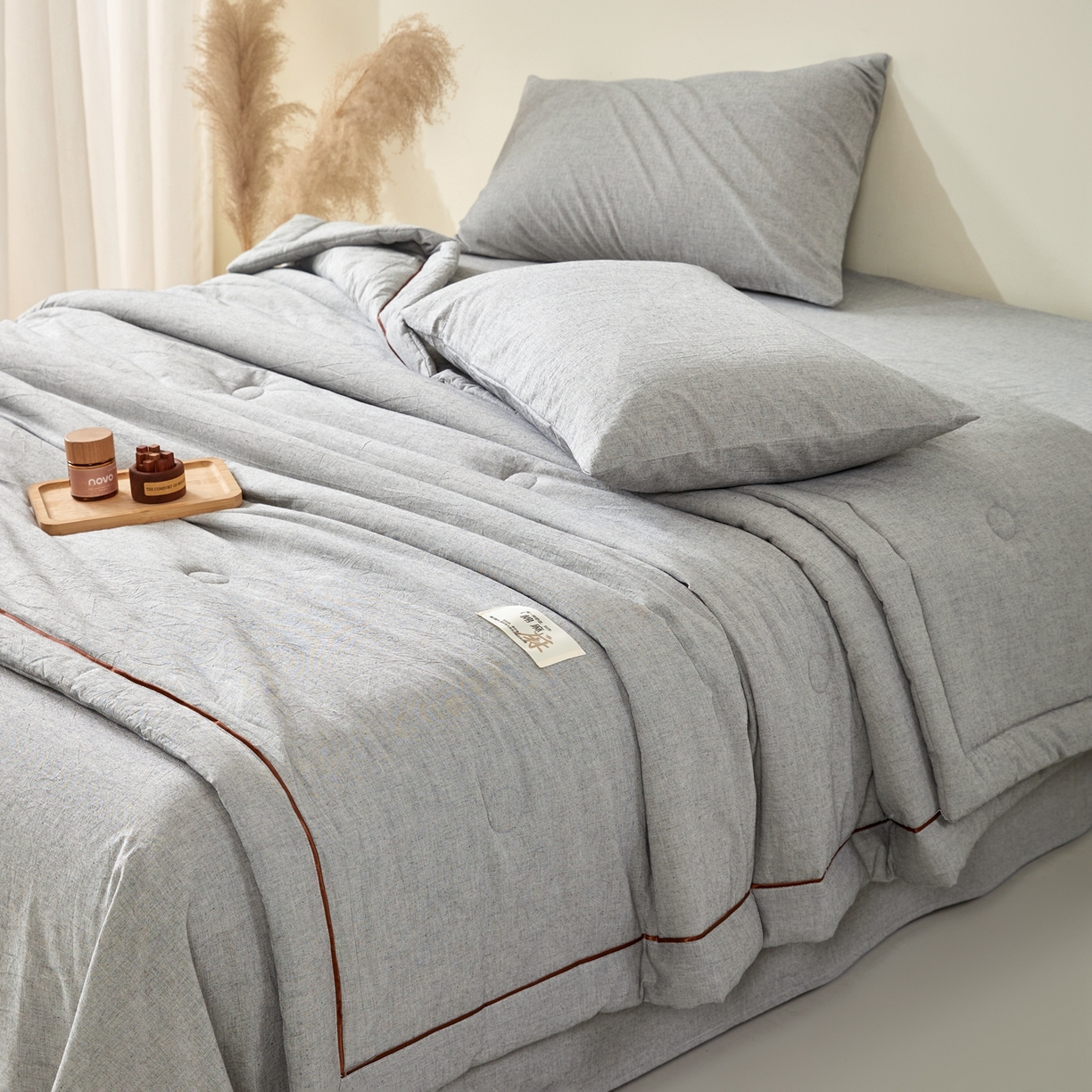 91家纺网 家纺一手货源 找家纺 吾诺家居 2026春夏新款纯色棉麻棉花夏被夏凉被空调被-麻生活系列 麻生活-浅灰