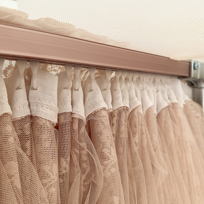 91家纺网 家纺一手货源 找家纺 都市缘蚊帐 2026春夏新款单双层豪华高端蕾丝提花款导轨蚊帐-玫瑰庄园 305玫瑰庄园奶油玉