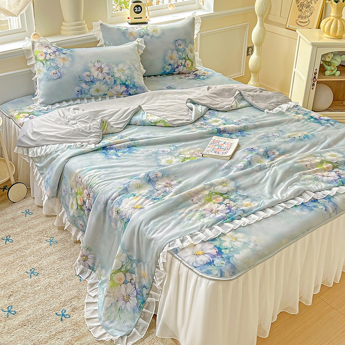 91家纺网 家纺一手货源 找家纺 栩裕纺织 2026新款（常年不断货）A类凉感丝床裙款凉席夏被四件套花边空调被三件套 华尔兹