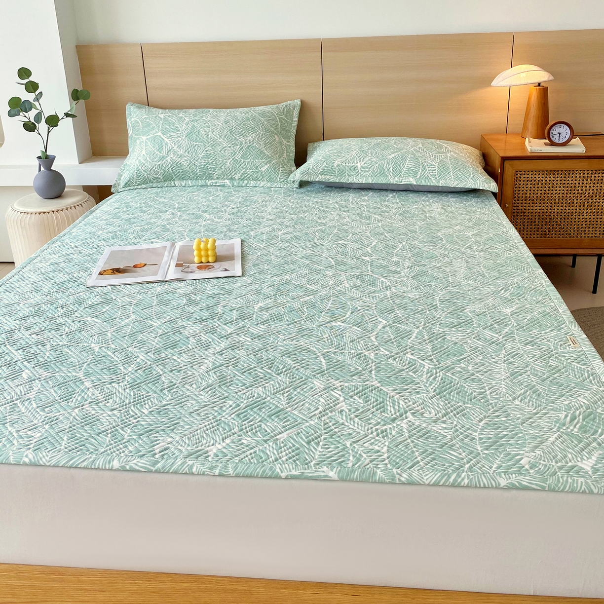 91家纺网 家纺一手货源 找家纺 金鑫汇家纺 2026春夏新款成人床新花型老粗布夹棉床盖软凉席席子可以机洗 绿色心情