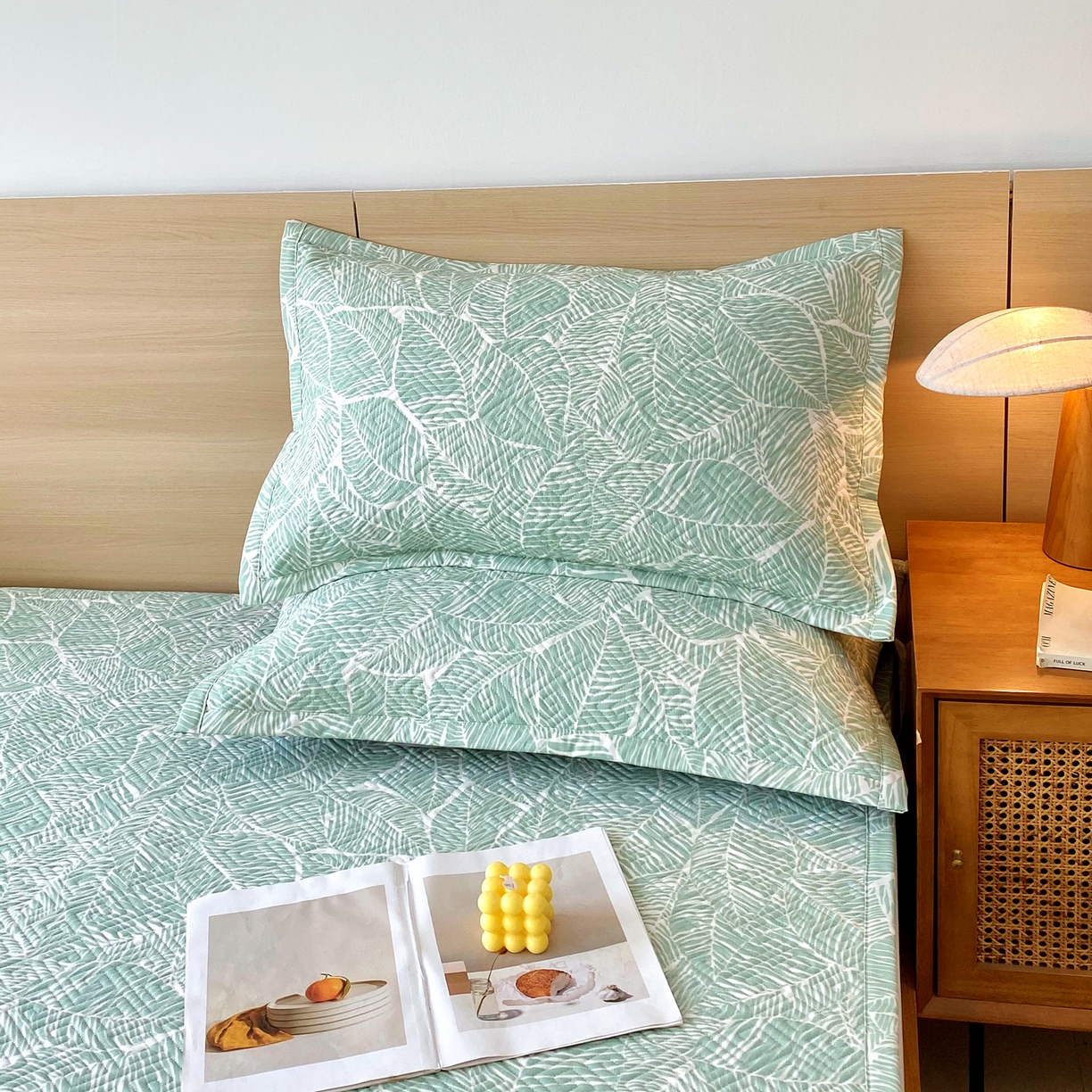 91家纺网 家纺一手货源 找家纺 金鑫汇家纺 2026春夏新款成人床新花型老粗布夹棉床盖软凉席席子可以机洗 绿色心情