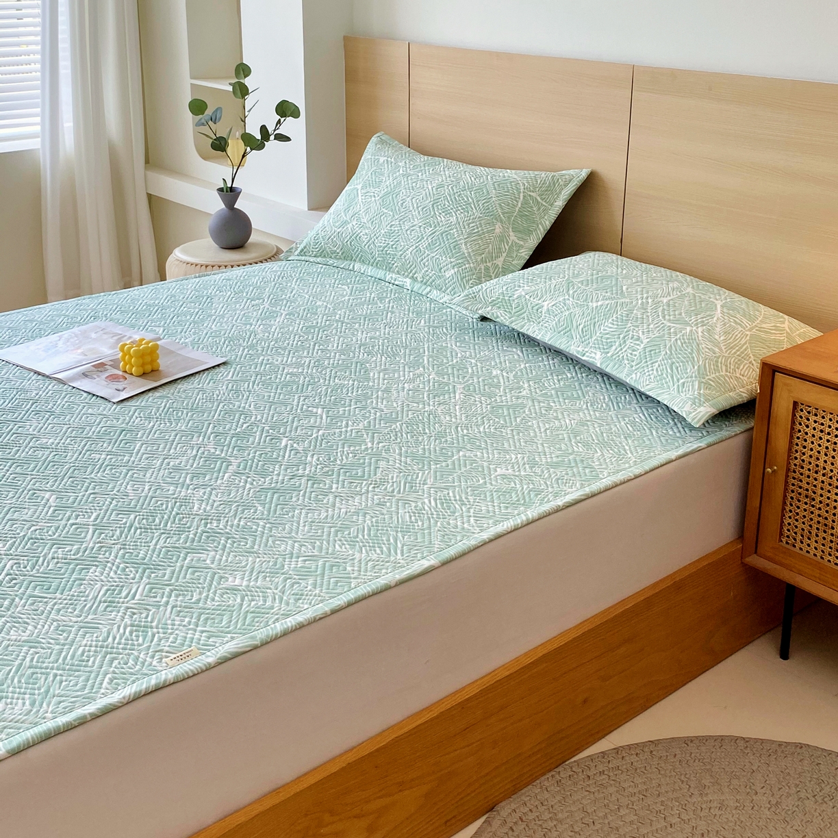 91家纺网 家纺一手货源 找家纺 金鑫汇家纺 2026春夏新款成人床新花型老粗布夹棉床盖软凉席席子可以机洗 绿色心情