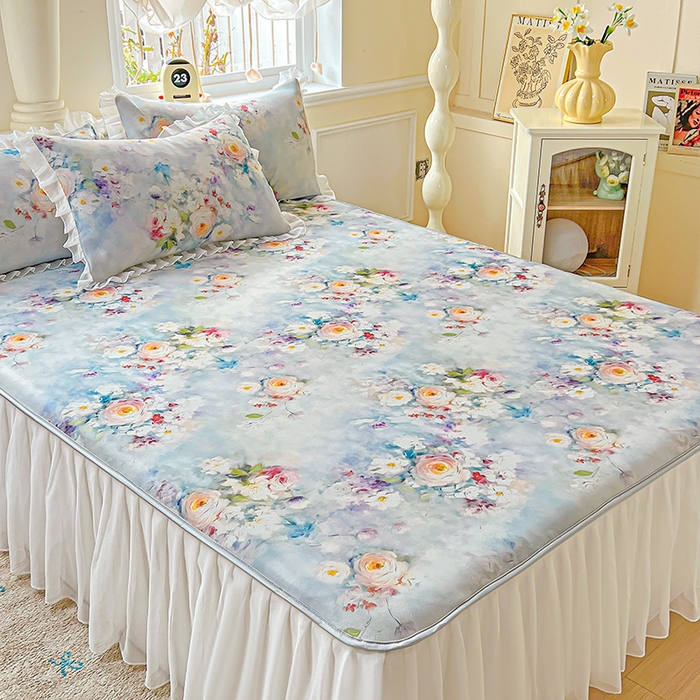 91家纺网 家纺一手货源 找家纺 栩裕纺织 2026新款（常年不断货）A类凉感丝床裙款凉席夏被四件套花边空调被三件套 丽莎庄园