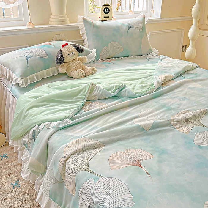 91家纺网 家纺一手货源 找家纺 栩裕纺织 2026新款（常年不断货）A类凉感丝床裙款凉席夏被四件套花边空调被三件套 银杏漫舞