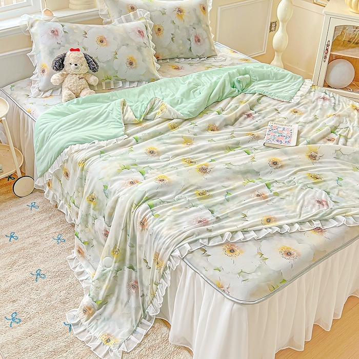 91家纺网 家纺一手货源 找家纺 栩裕纺织 2026新款（常年不断货）A类凉感丝床裙款凉席夏被四件套花边空调被三件套 梦露