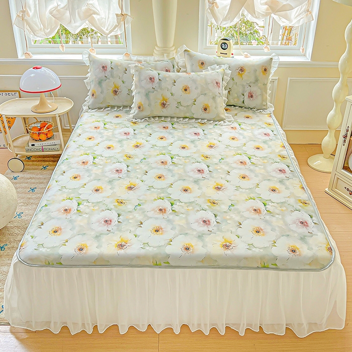 91家纺网 家纺一手货源 找家纺 栩裕纺织 2026新款（常年不断货）A类凉感丝床裙款凉席夏被四件套花边空调被三件套 梦露