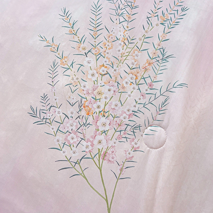 91家纺网 家纺一手货源 找家纺 栩裕纺织 2026新款（常年不断货）A类凉感丝床裙款凉席夏被四件套花边空调被三件套 恋语