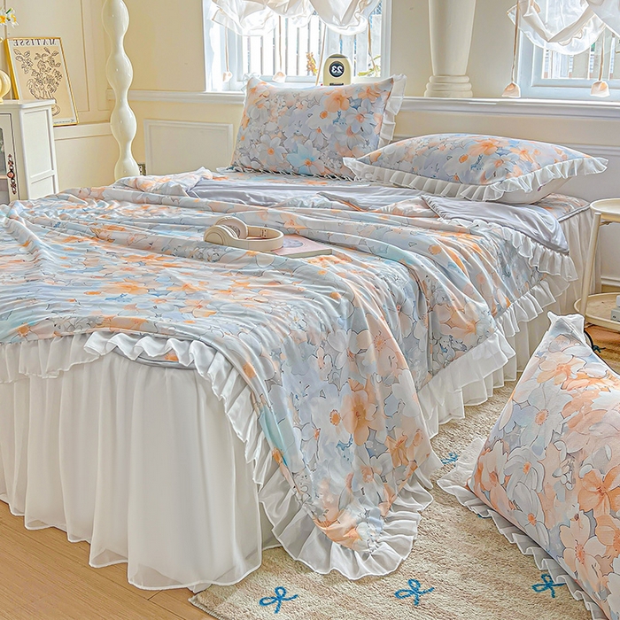 91家纺网 家纺一手货源 找家纺 栩裕纺织 2026新款（常年不断货）A类凉感丝床裙款凉席夏被四件套花边空调被三件套 春花秋实