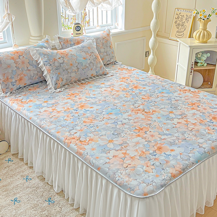 91家纺网 家纺一手货源 找家纺 栩裕纺织 2026新款（常年不断货）A类凉感丝床裙款凉席夏被四件套花边空调被三件套 春花秋实