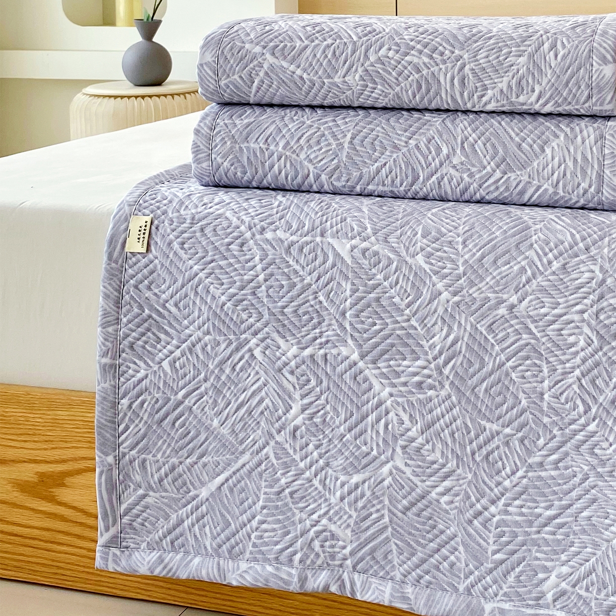 91家纺网 家纺一手货源 找家纺 金鑫汇家纺 2026春夏新款成人床新花型老粗布夹棉床盖软凉席席子可以机洗 千叶