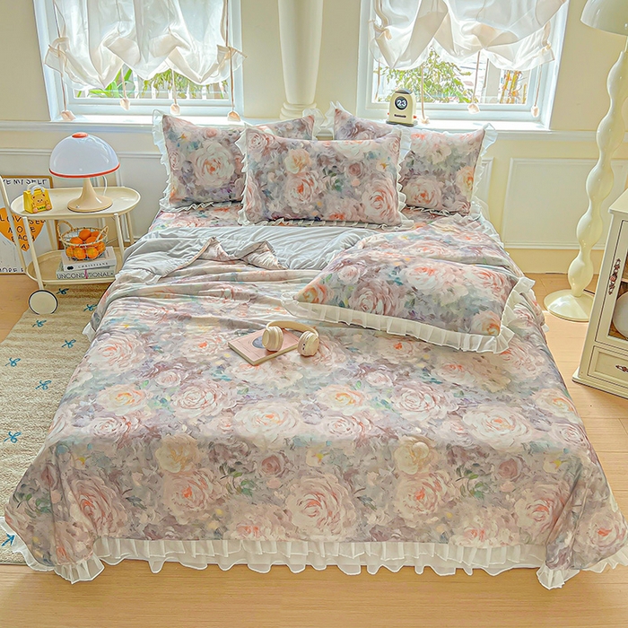 91家纺网 家纺一手货源 找家纺 栩裕纺织 2026新款（常年不断货）A类凉感丝床裙款凉席夏被四件套花边空调被三件套 莫妮卡