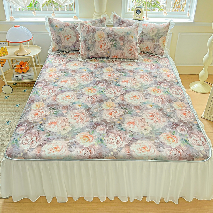 91家纺网 家纺一手货源 找家纺 栩裕纺织 2026新款（常年不断货）A类凉感丝床裙款凉席夏被四件套花边空调被三件套 莫妮卡