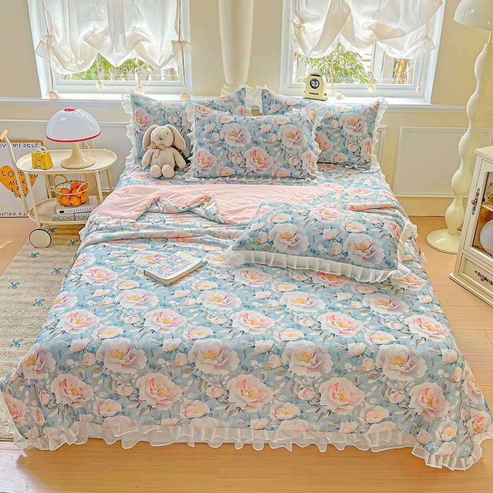 91家纺网 家纺一手货源 找家纺 栩裕纺织 2026新款（常年不断货）A类凉感丝床裙款凉席夏被四件套花边空调被三件套 轻素