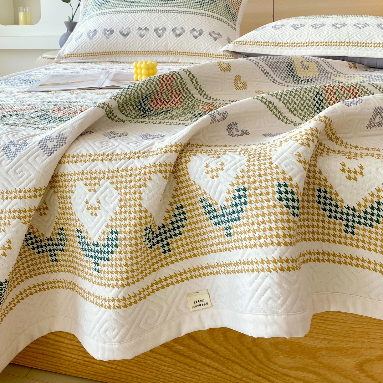 91家纺网 家纺一手货源 找家纺 金鑫汇家纺 2026春夏新款成人床新花型老粗布夹棉床盖软凉席席子可以机洗 同心千鸟格