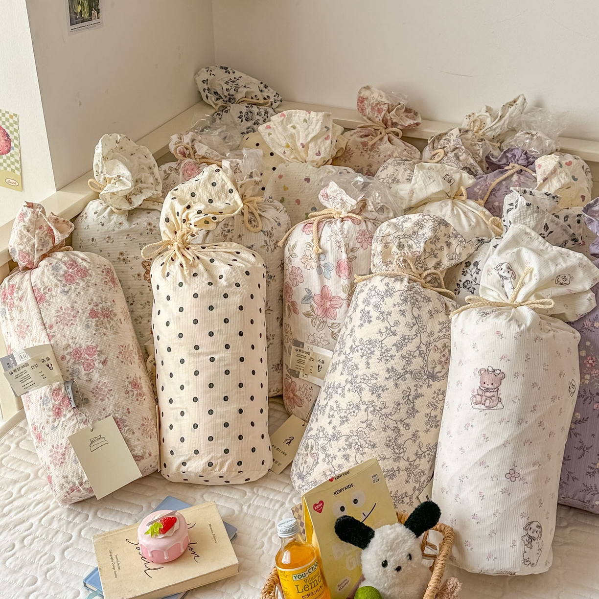 91家纺网 家纺一手货源 找家纺 暖伊家居 2026新款糖果小布袋泡芙纱四件套 组合图仅供展示