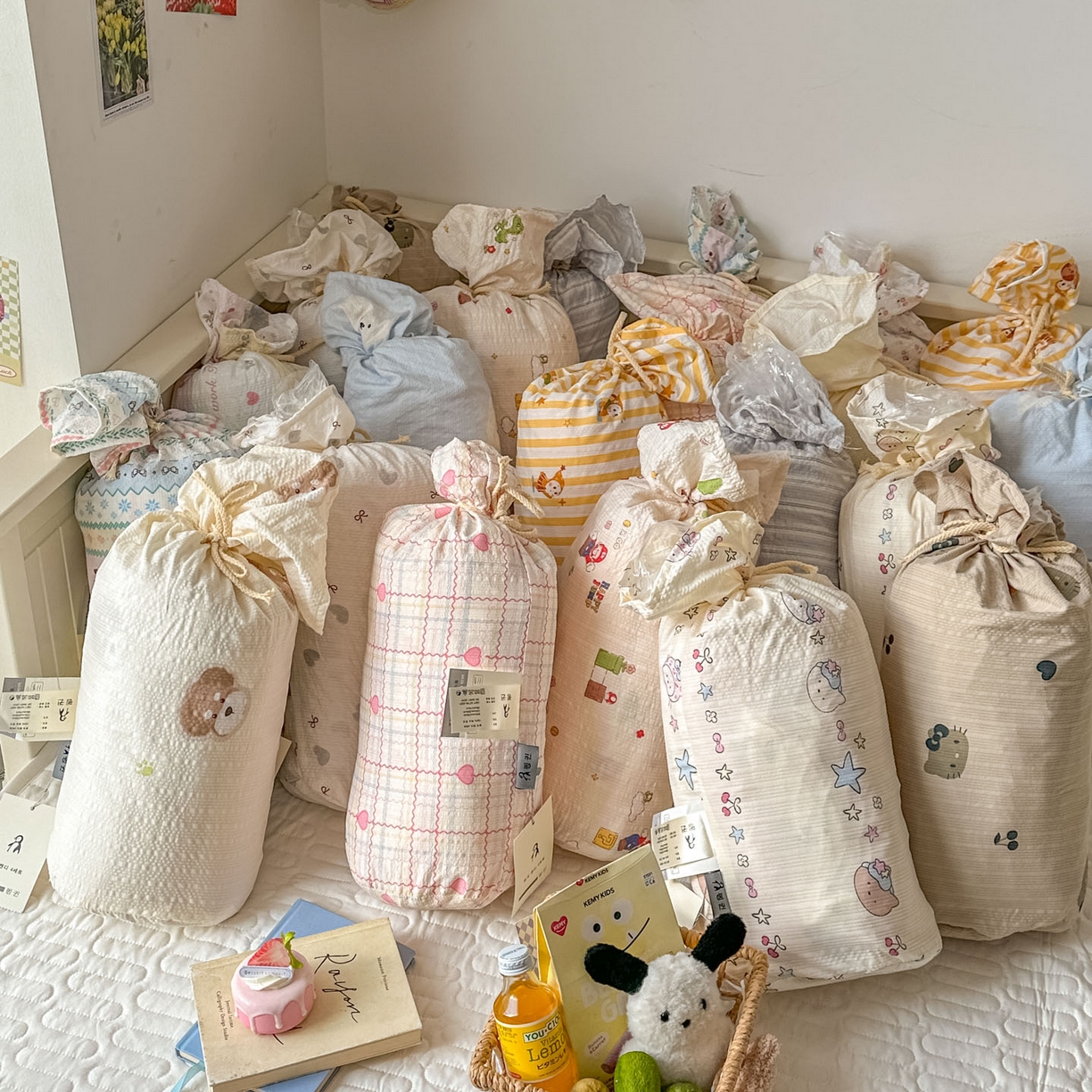 91家纺网 家纺一手货源 找家纺 暖伊家居 2026新款糖果小布袋泡芙纱四件套 组合图仅供展示