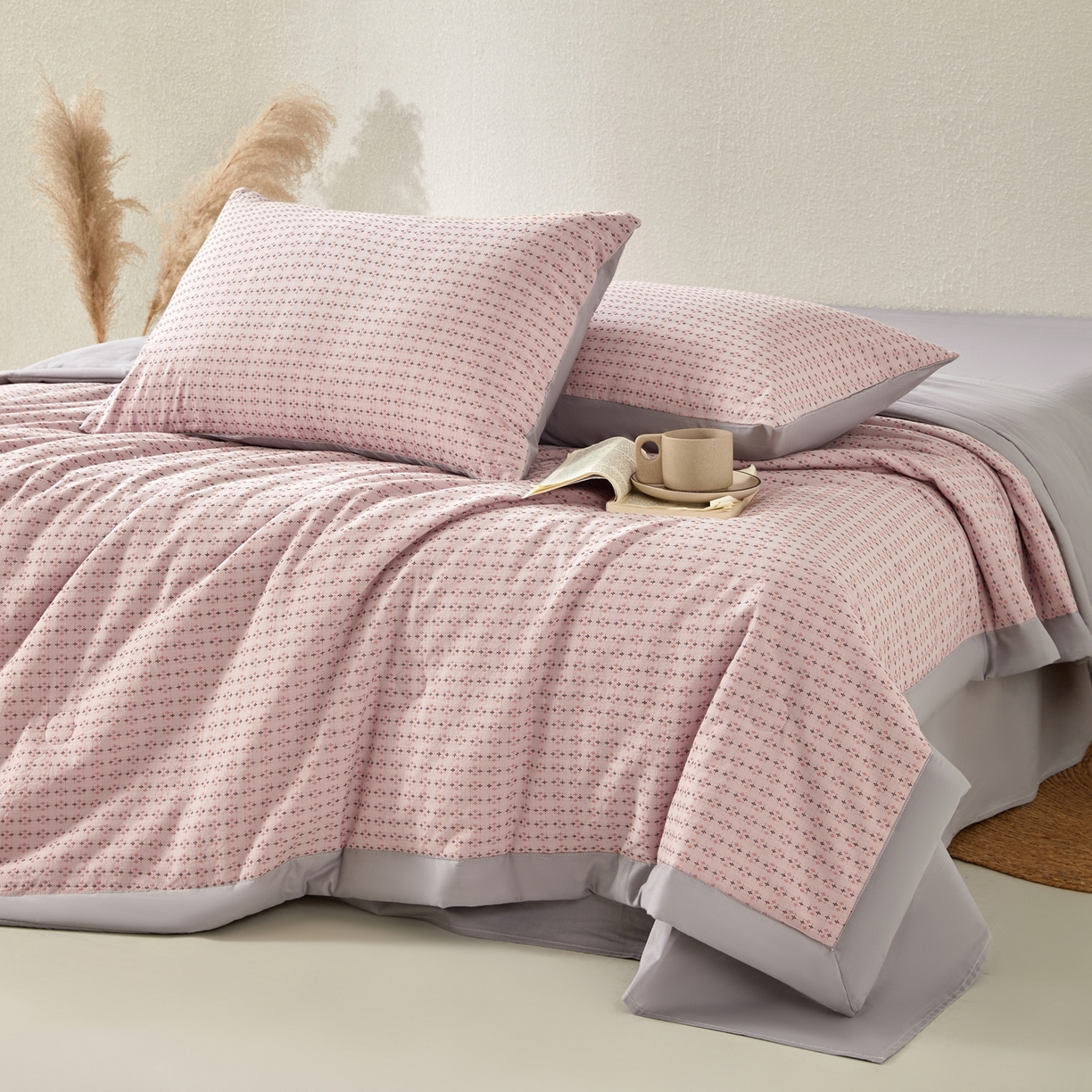 91家纺网 家纺一手货源 找家纺 吾诺家居 2026春夏新款全棉大提花棉花夏被夏凉被空调被-四叶草系列 四叶草-粉