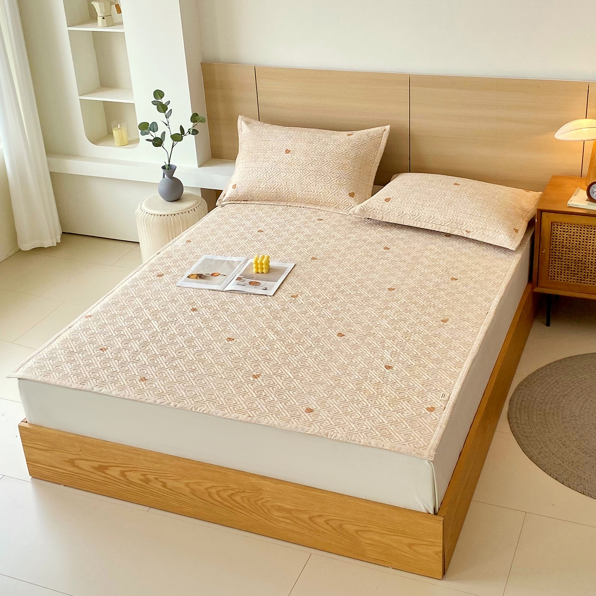 91家纺网 家纺一手货源 找家纺 金鑫汇家纺 2026春夏新款成人床新花型老粗布夹棉床盖软凉席席子可以机洗 心之恋