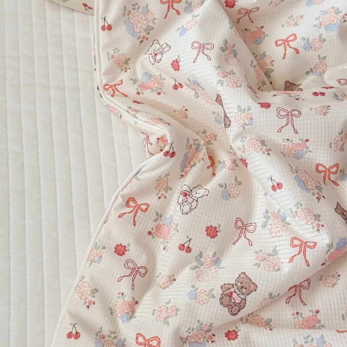 91家纺网 家纺一手货源 找家纺 帕拉美拉 2026新款A类(聚乳酸)提花凉感丝三件套夏被 粉结熊仔