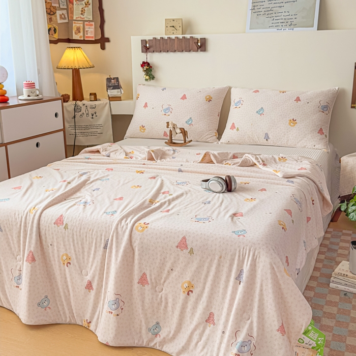 91家纺网 家纺一手货源 找家纺 帕拉美拉 2026新款A类(聚乳酸)提花凉感丝三件套夏被 熊语林栖