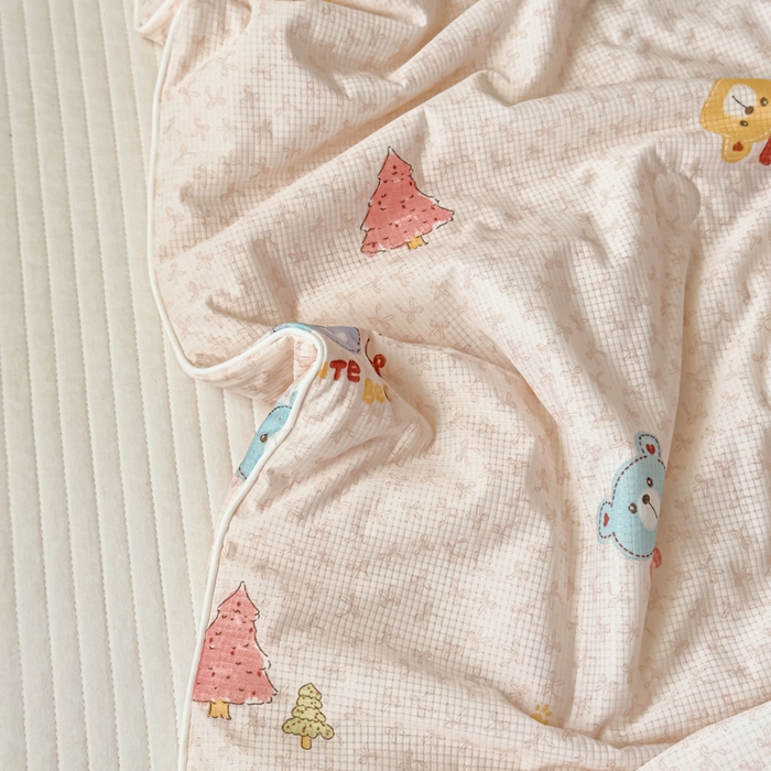 91家纺网 家纺一手货源 找家纺 帕拉美拉 2026新款A类(聚乳酸)提花凉感丝三件套夏被 熊语林栖