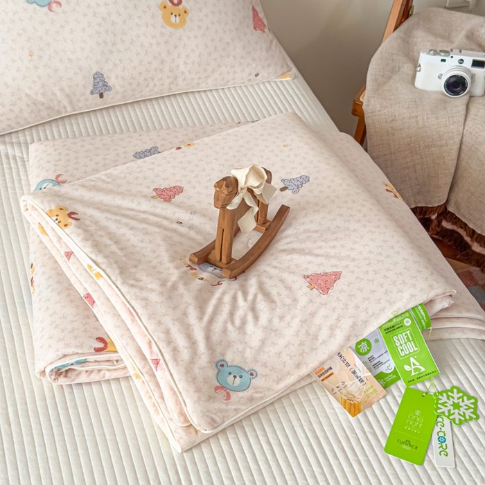 91家纺网 家纺一手货源 找家纺 帕拉美拉 2026新款A类(聚乳酸)提花凉感丝三件套夏被 熊语林栖