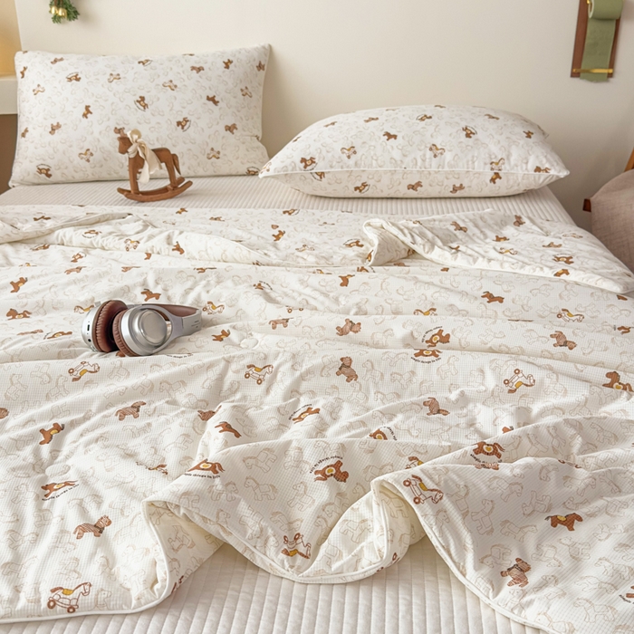 91家纺网 家纺一手货源 找家纺 帕拉美拉 2026新款A类(聚乳酸)提花凉感丝三件套夏被 摇马星织