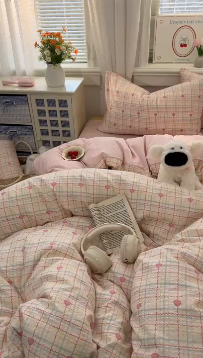 91家纺网 家纺一手货源 找家纺 暖伊家居 2026新款糖果小布袋泡芙纱四件套 格纹爱心