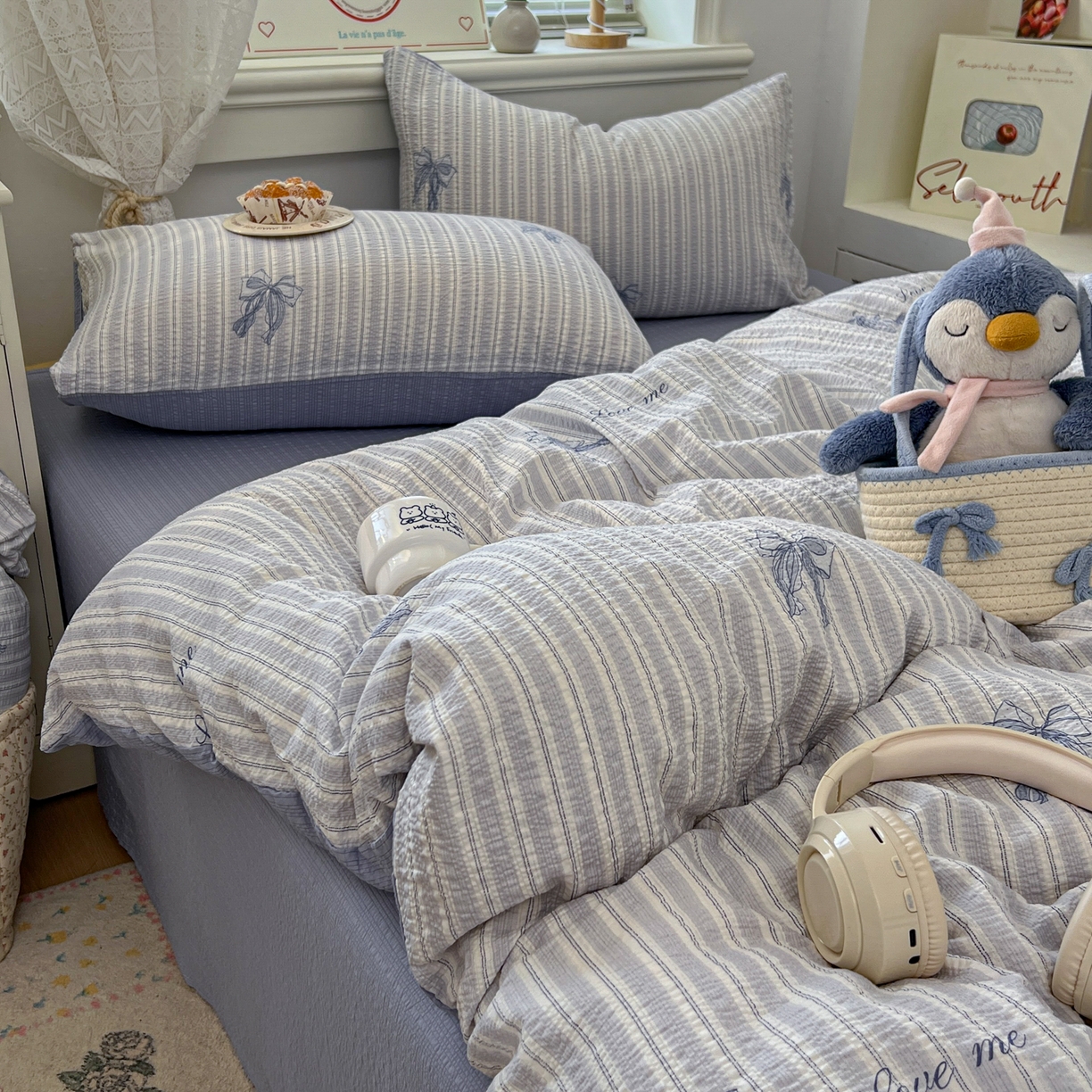 91家纺网 家纺一手货源 找家纺 暖伊家居 2026新款糖果小布袋泡芙纱四件套 海盐蝴蝶结