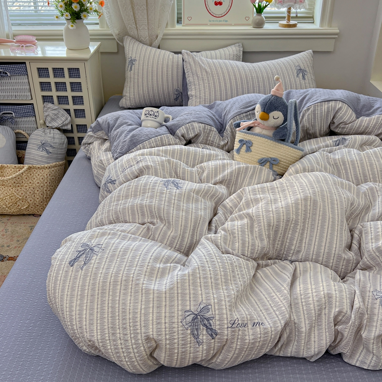 91家纺网 家纺一手货源 找家纺 暖伊家居 2026新款糖果小布袋泡芙纱四件套 海盐蝴蝶结