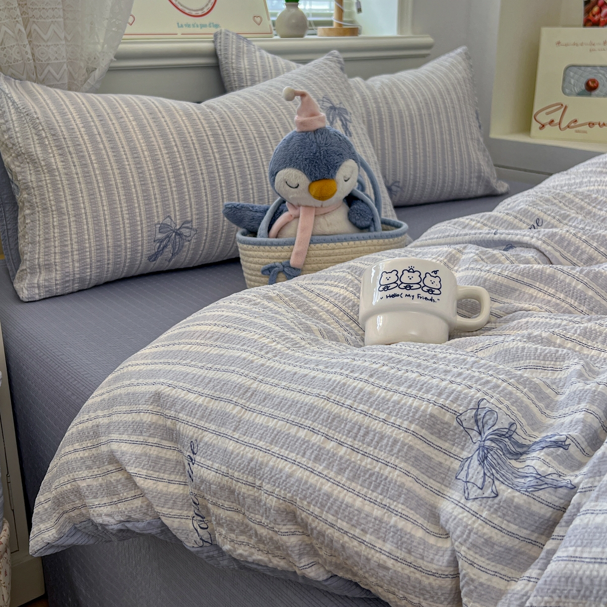 91家纺网 家纺一手货源 找家纺 暖伊家居 2026新款糖果小布袋泡芙纱四件套 海盐蝴蝶结