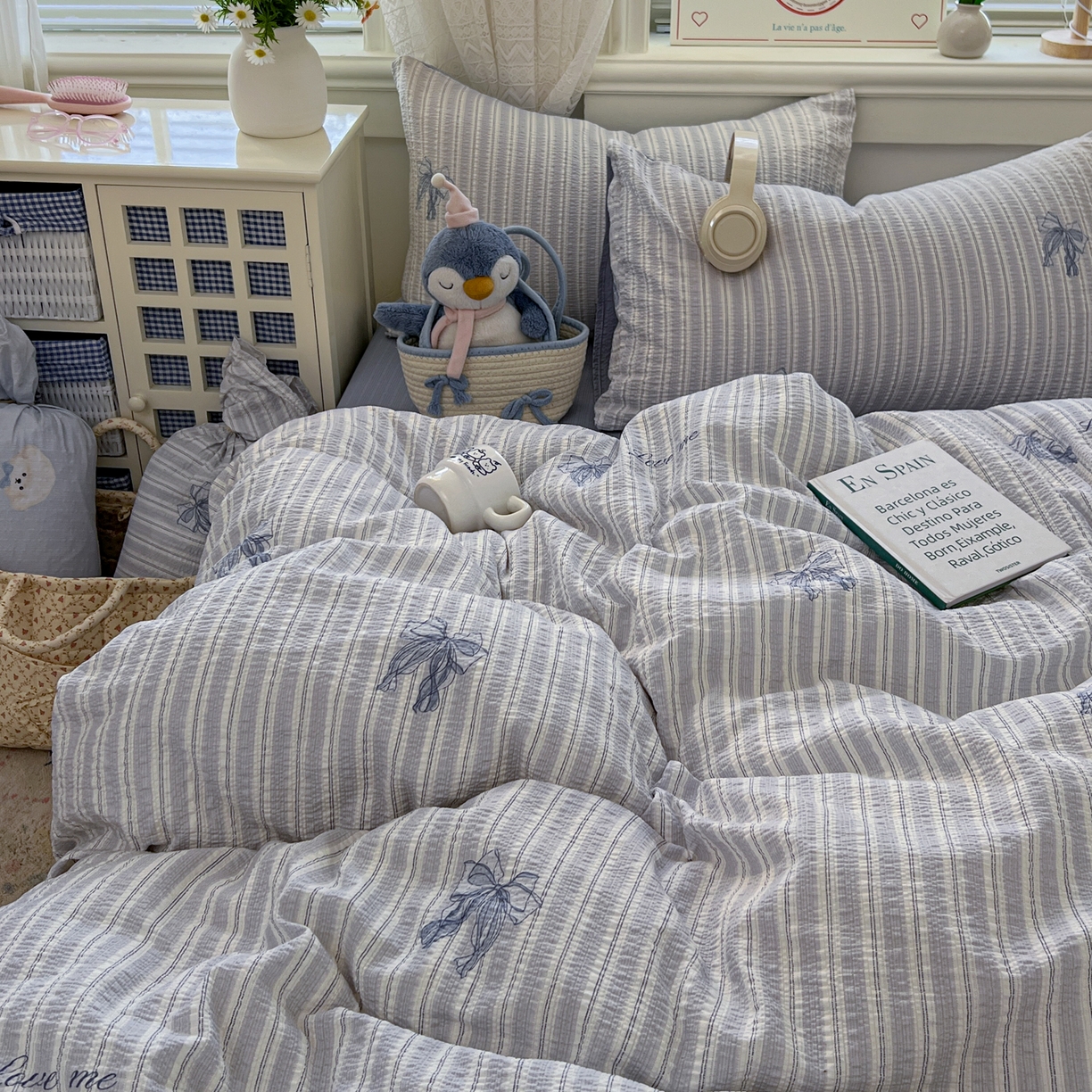 91家纺网 家纺一手货源 找家纺 暖伊家居 2026新款糖果小布袋泡芙纱四件套 海盐蝴蝶结