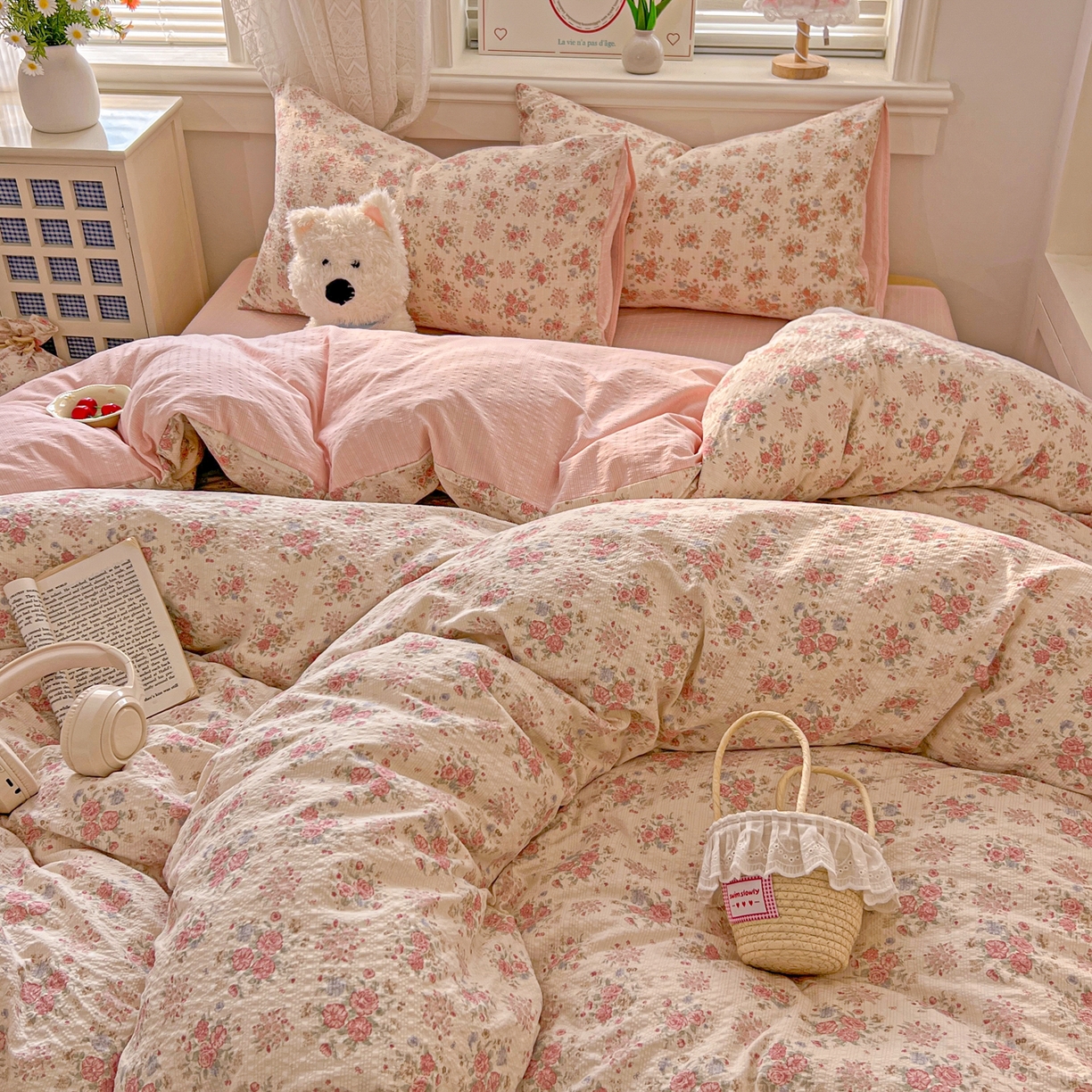 91家纺网 家纺一手货源 找家纺 暖伊家居 2026新款糖果小布袋泡芙纱四件套 韩式梨梦