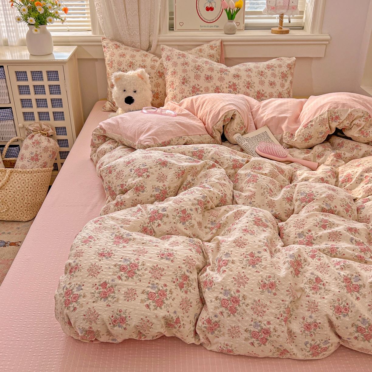 91家纺网 家纺一手货源 找家纺 暖伊家居 2026新款糖果小布袋泡芙纱四件套 韩式梨梦