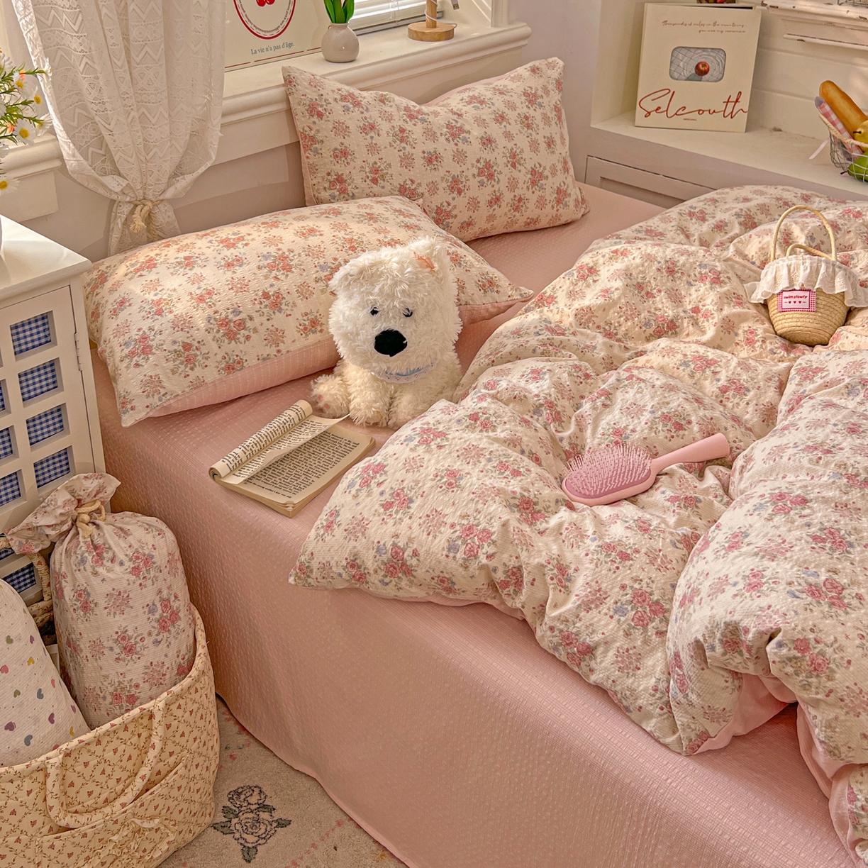 91家纺网 家纺一手货源 找家纺 暖伊家居 2026新款糖果小布袋泡芙纱四件套 韩式梨梦