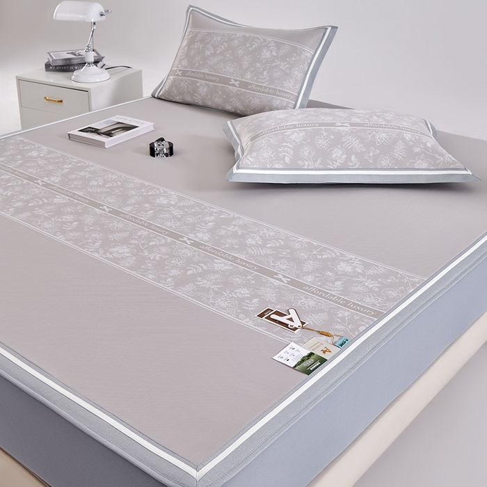 91家纺网 家纺一手货源 找家纺 小牛席业 2026春夏新款轻奢半定位凉感冰丝席凉席席子系列床笠款 轻奢半定位-香槟 床笠款