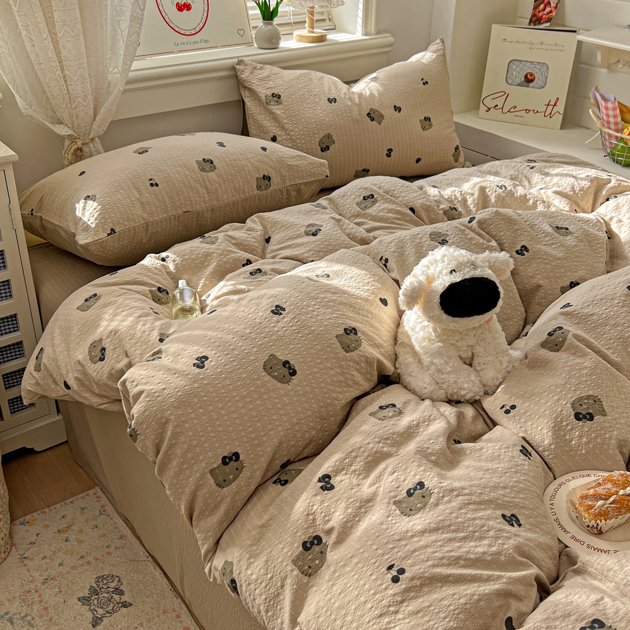 91家纺网 家纺一手货源 找家纺 暖伊家居 2026新款糖果小布袋泡芙纱四件套 黑皮KT