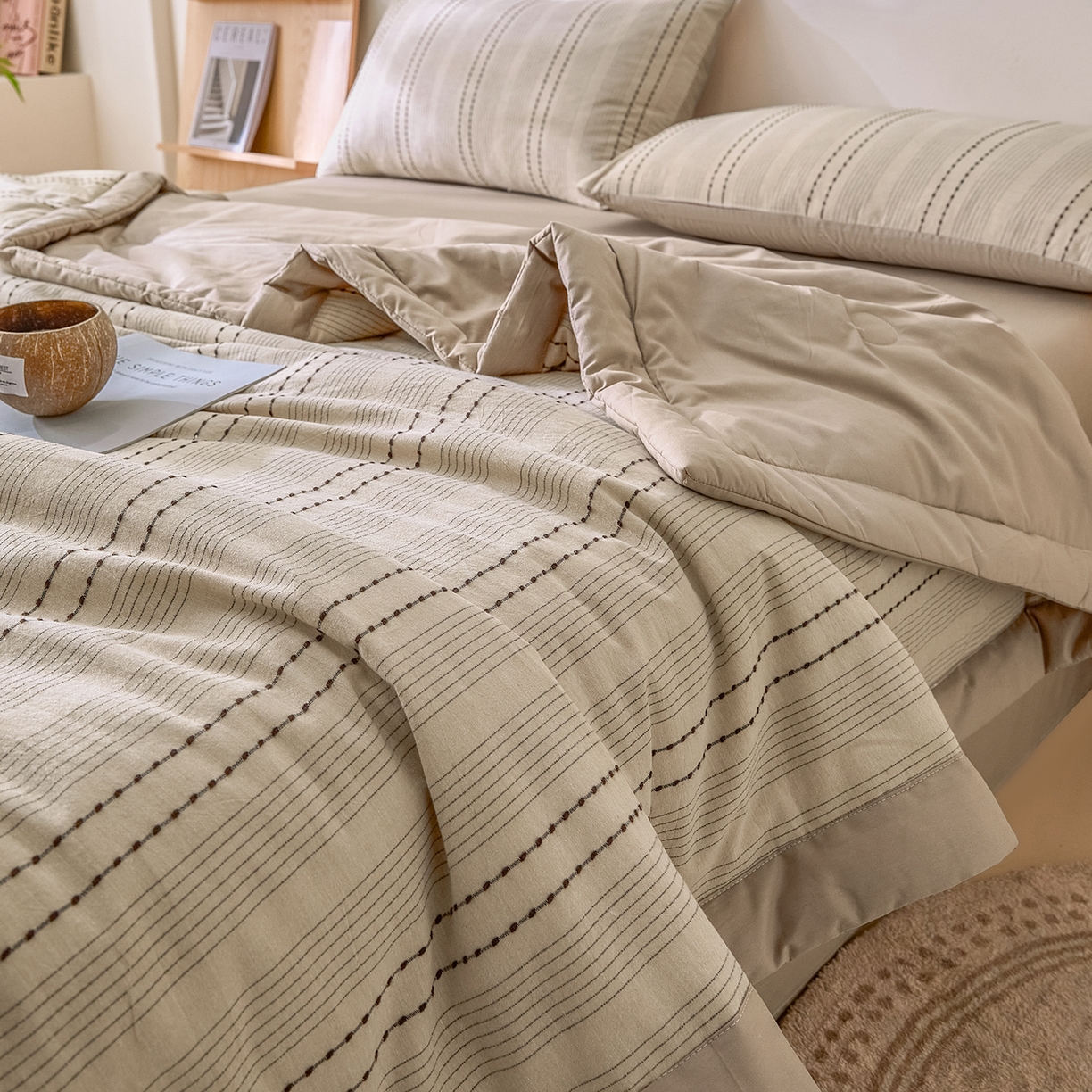 91家纺网 家纺一手货源 找家纺 吾诺家居 2026春夏新款全棉大提花棉花夏被夏凉被空调被-星空系列 星空-卡其