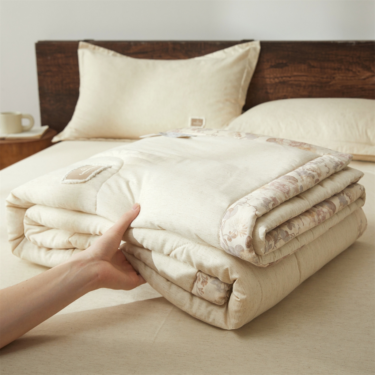 91家纺网 家纺一手货源 找家纺 西域种棉人·千百笠 2026新款A类棉麻新疆棉花夏被全棉纯棉单双人空调被夏凉被 棉麻-空白诗